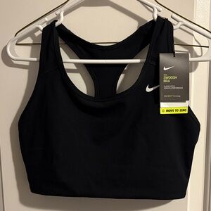Nike Women's Black Swoosh Sports Bra